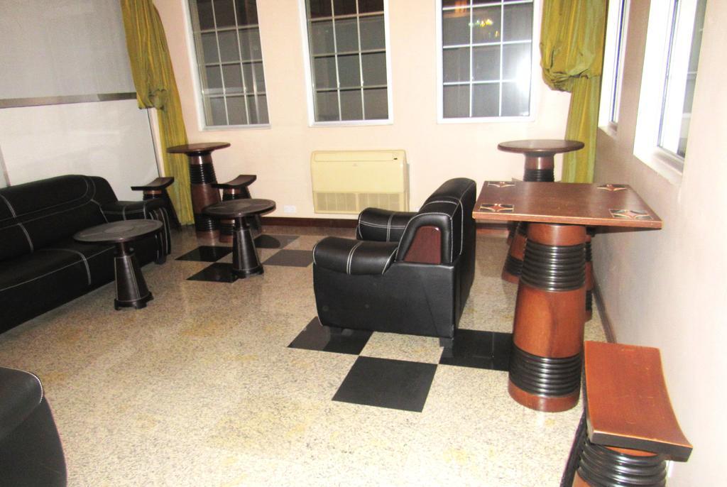 The Congress Hotel Accra Exterior photo